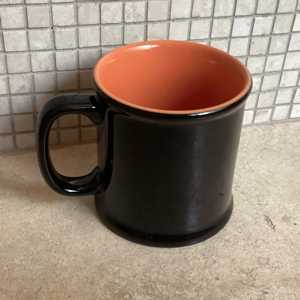 HARLEY DAVIDSON OFFICIAL EMBOSSED 16oz COFFEE MUG NWOT